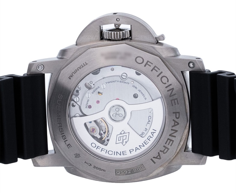Panerai Luminor Submersible PAM00305 Image 4